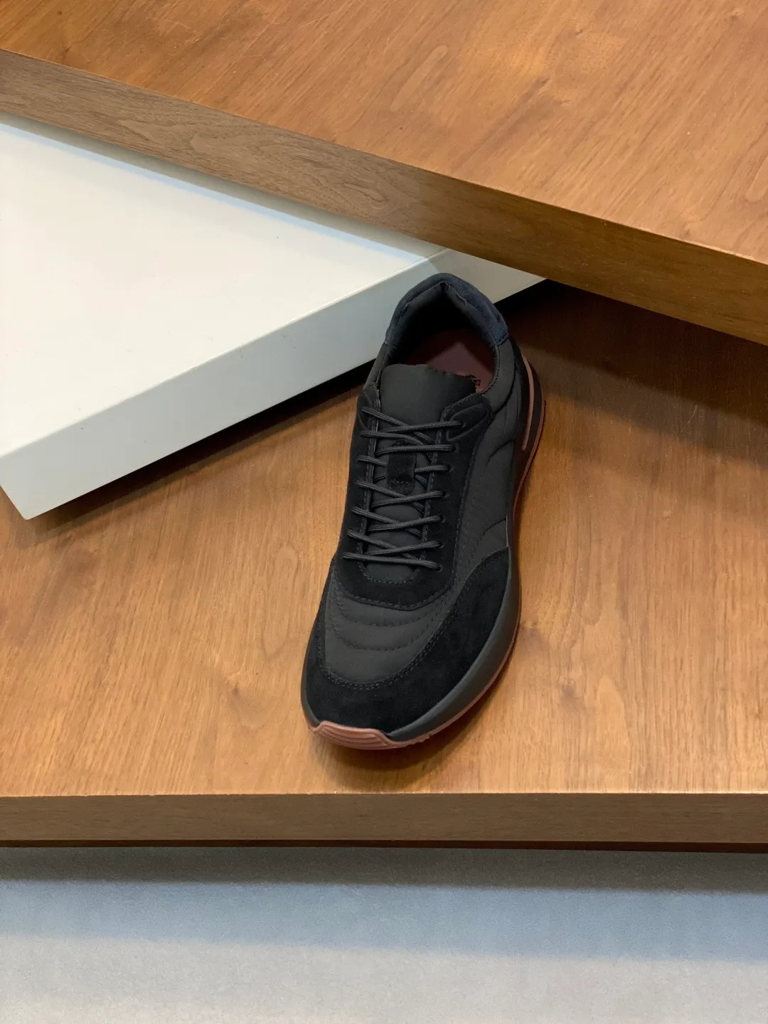 💰740 Loro Piana - Classic casual shoes, men's lace-up casual shoes and sneakers, high-quality lightweight and comfortable fabrics, suitable for outdoor leisure, the color scheme is young and energetic, and it looks great with sportswear or casual suits! Code number: 39-44 (38, 45, 46, can be customized